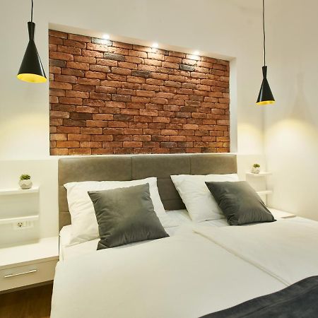 Bed Of Roses Apt 2, Premium, Designer Decorated 萨格勒布 外观 照片