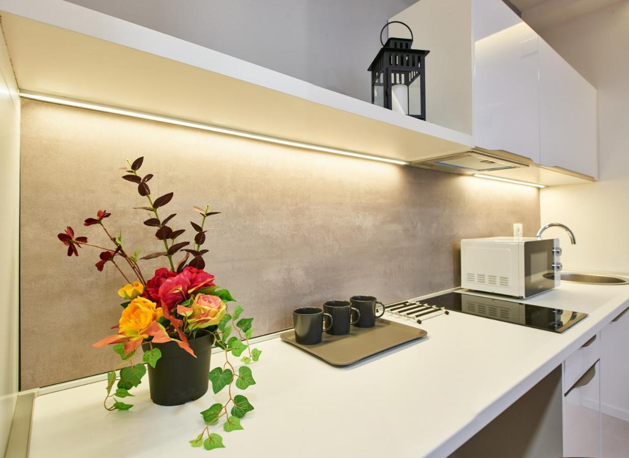 Bed Of Roses Apt 2, Premium, Designer Decorated 萨格勒布 外观 照片